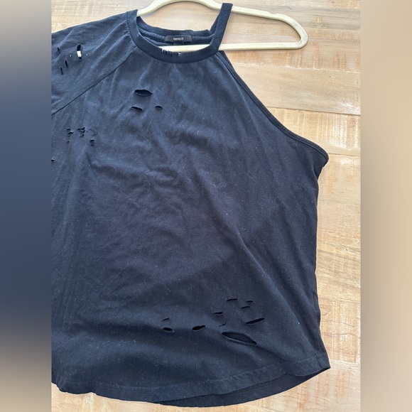 Forever 21 one shoulder distressed short sleeve off the shoulder shirt tee top - Picture 2 of 9